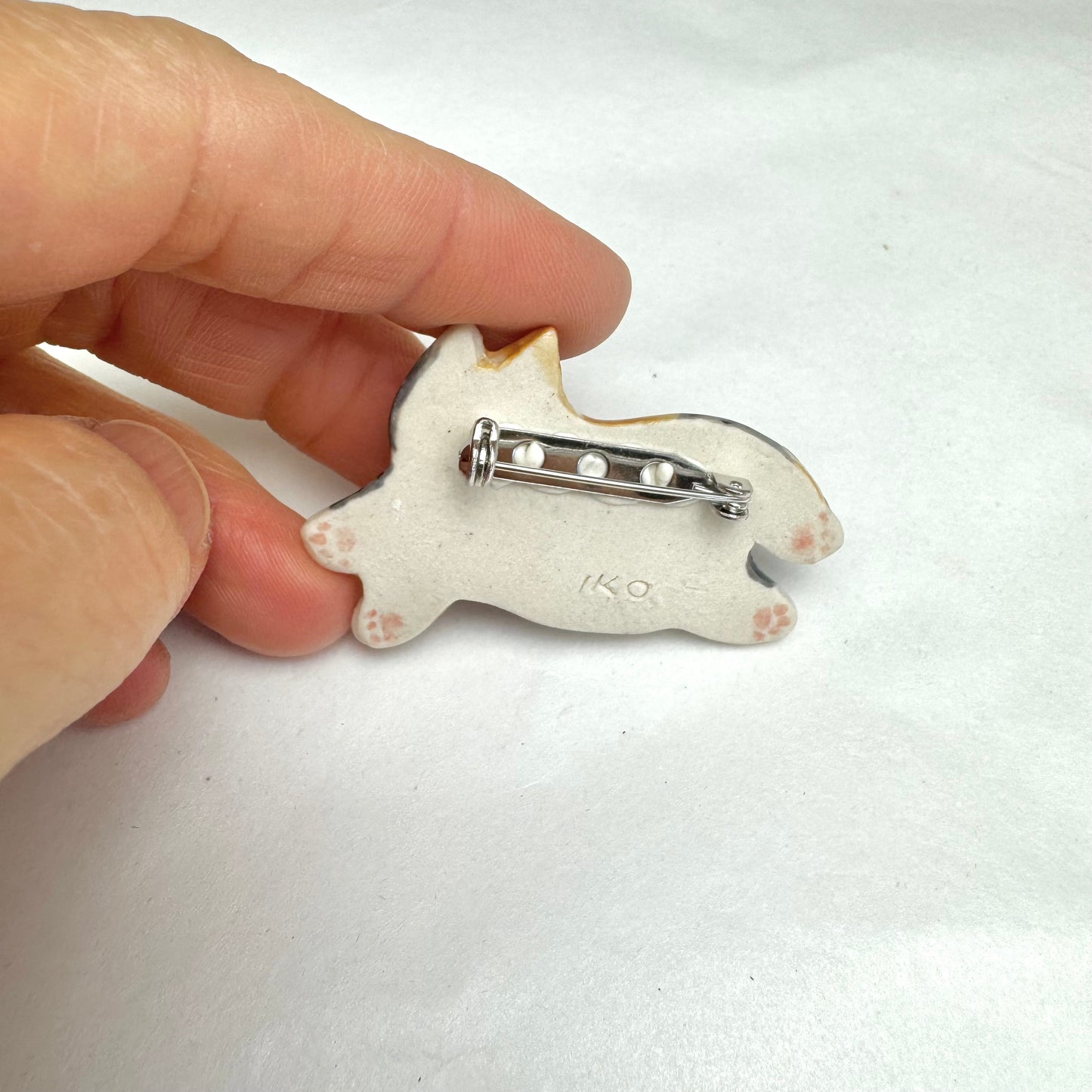 Fancy Porcelain Cat Pin Brooch