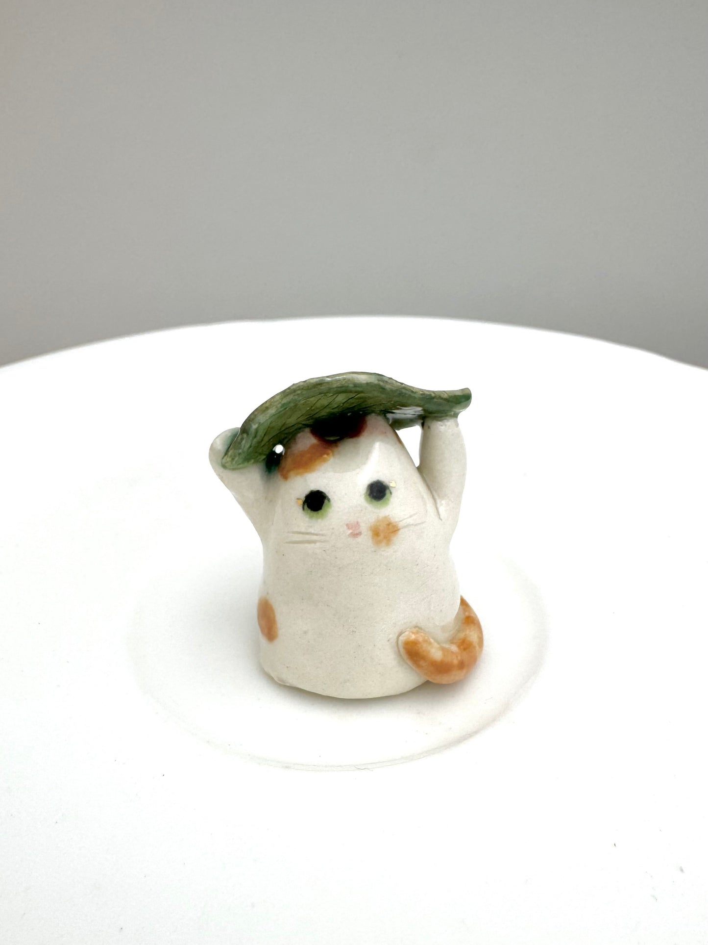 Little Leaf Cat Figurine