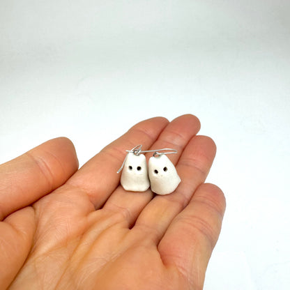Hollow Kitty Ghost Earrings
