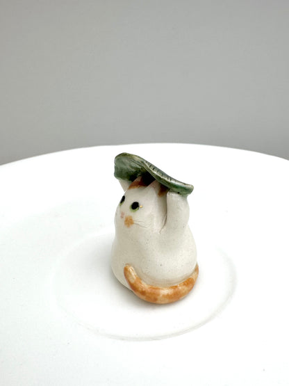 Little Leaf Cat Figurine