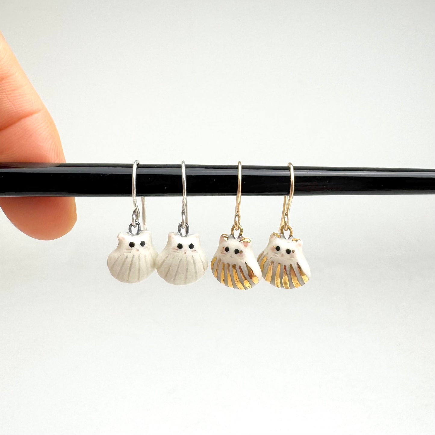 Seashell Cat Earrings