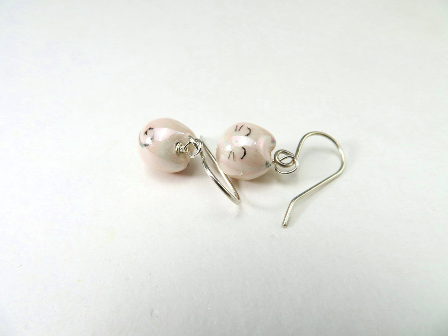 Pearly Cat Dangle Earrings