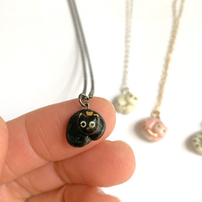 Round Cat Necklace